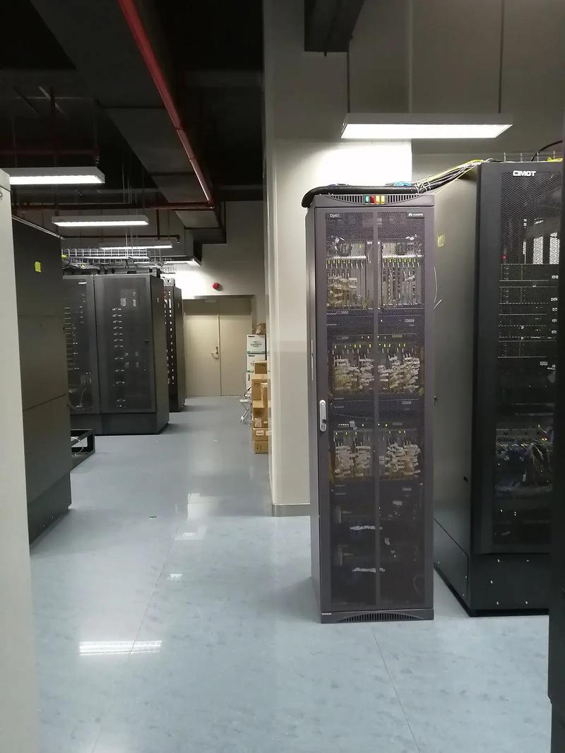 数据中心机房搬迁改造工程,机房服务器上下架